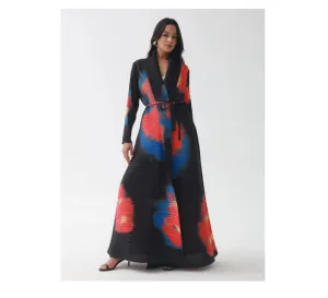 عباية مياكي مطوية عالية الجودة - High quality pleated Miyake abaya