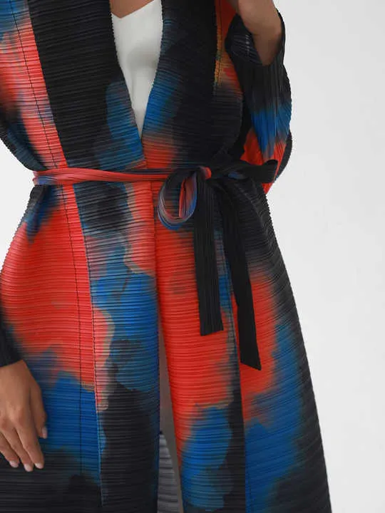 عباية مياكي مطوية عالية الجودة - High quality pleated Miyake abaya