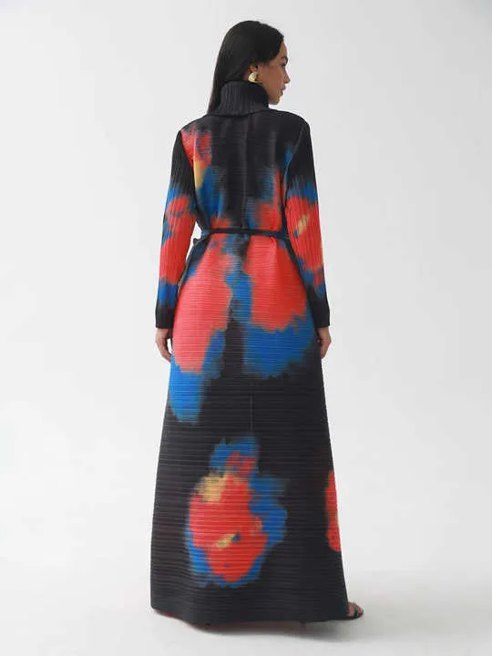 عباية مياكي مطوية عالية الجودة - High quality pleated Miyake abaya