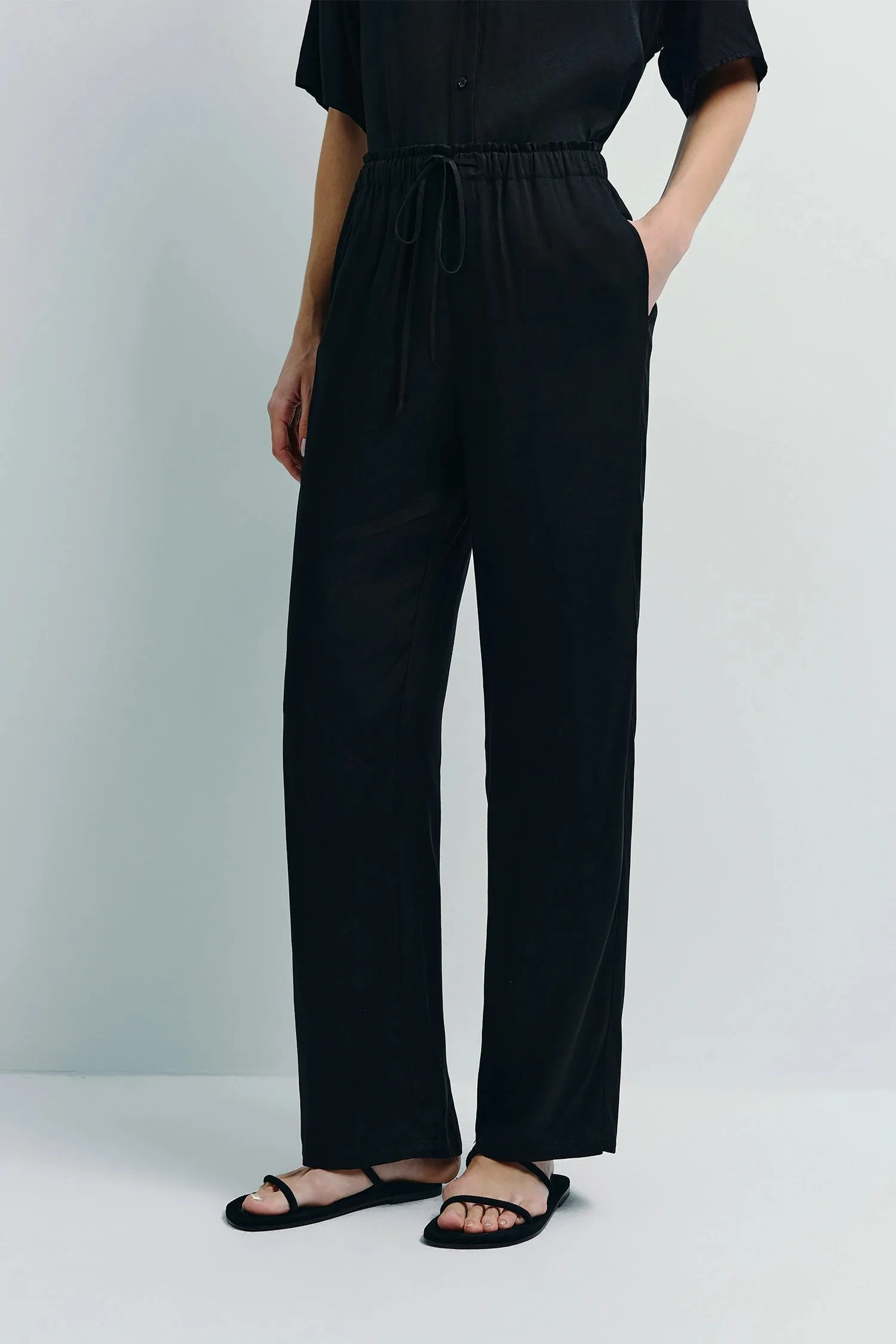 Dray Relaxed Fit Pant