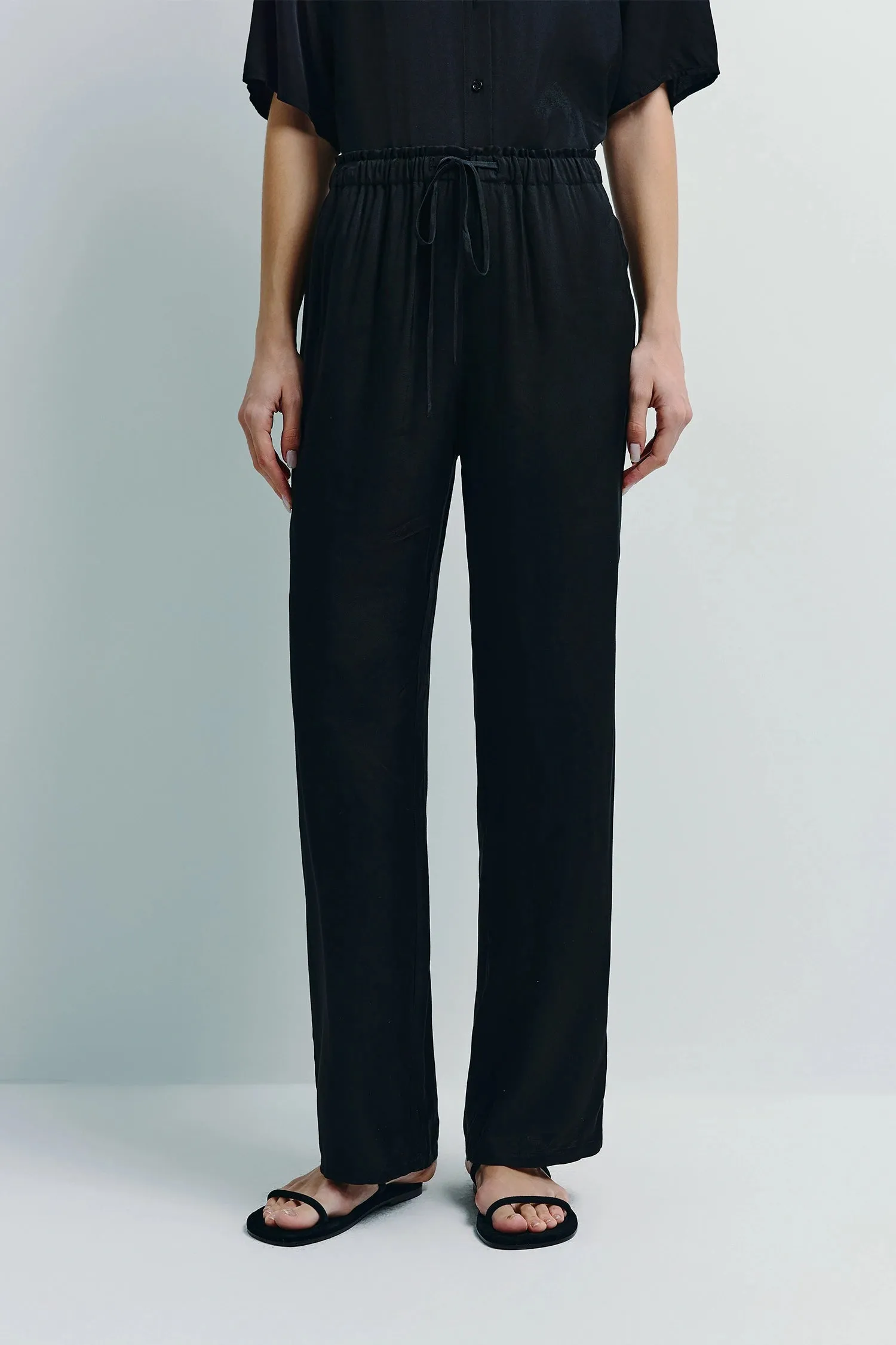 Dray Relaxed Fit Pant