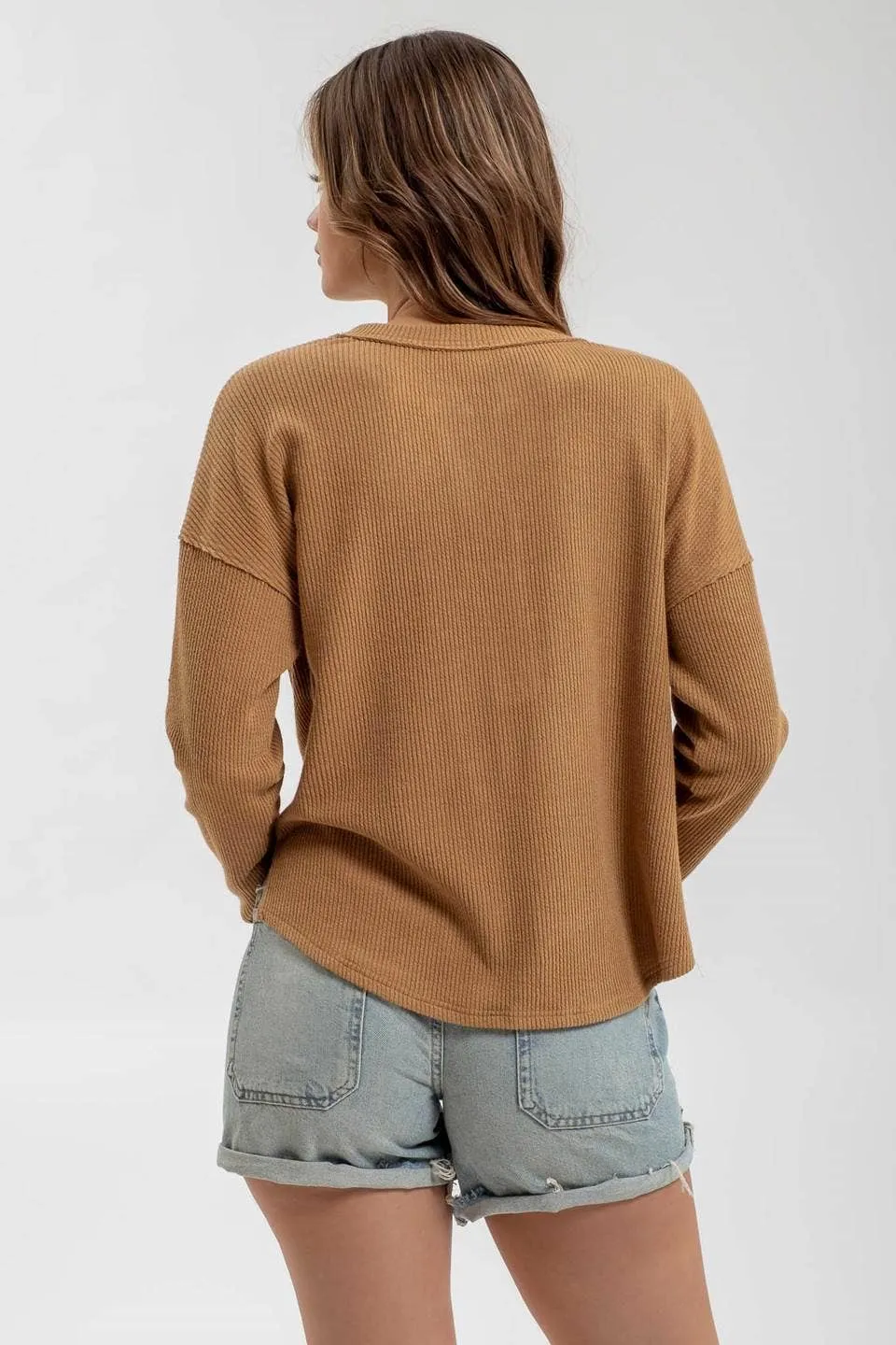 HALF BUTTON V NECK LONG SLEEVE KNIT TOP