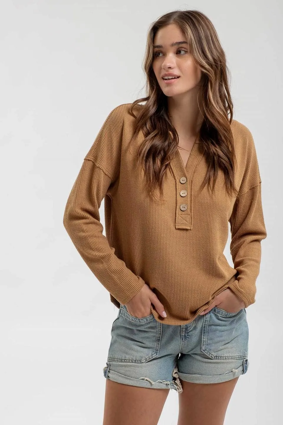 HALF BUTTON V NECK LONG SLEEVE KNIT TOP